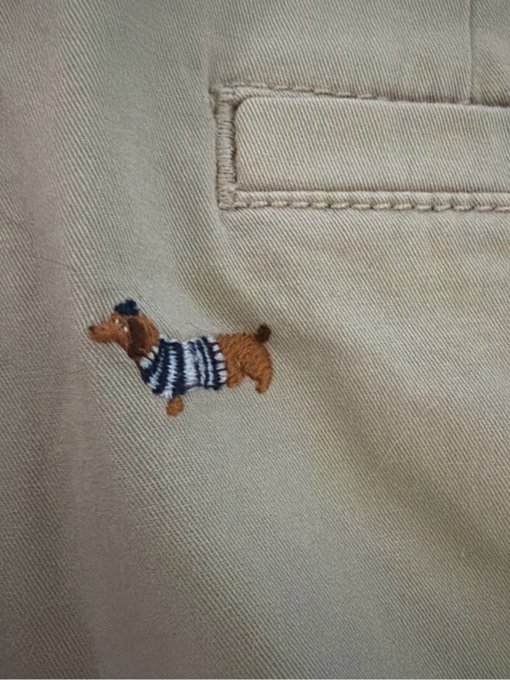 Talbots weekend Chinos with dachshound wiener dog Embroidery size 4 NWT - Picture 6 of 6